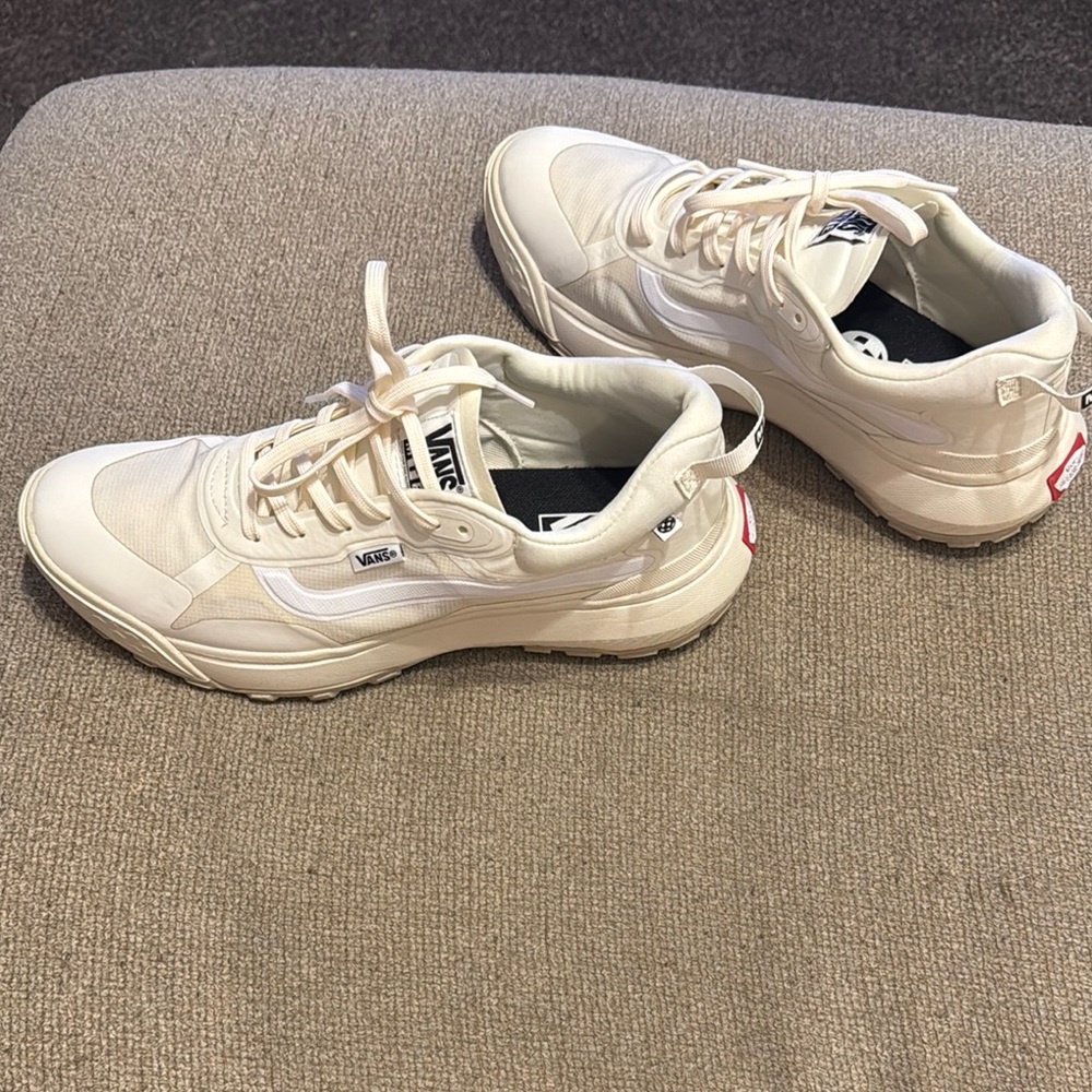 Vans Off-White Athletic Sneakers - Picture 7 of 16
